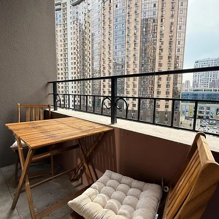 Apartment In Arcadia!