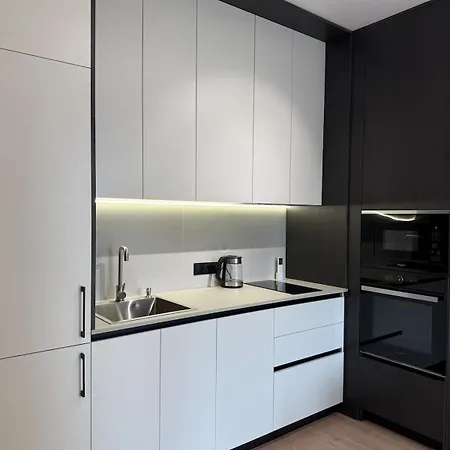 Apartment In Arcadia!