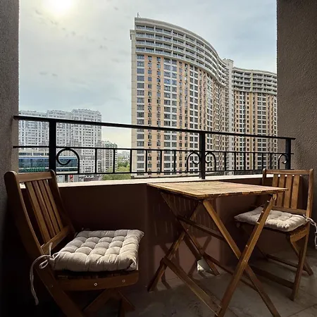Apartment In Arcadia! *